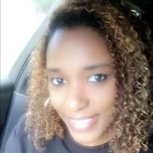 Meet your Posher, Rosalyn